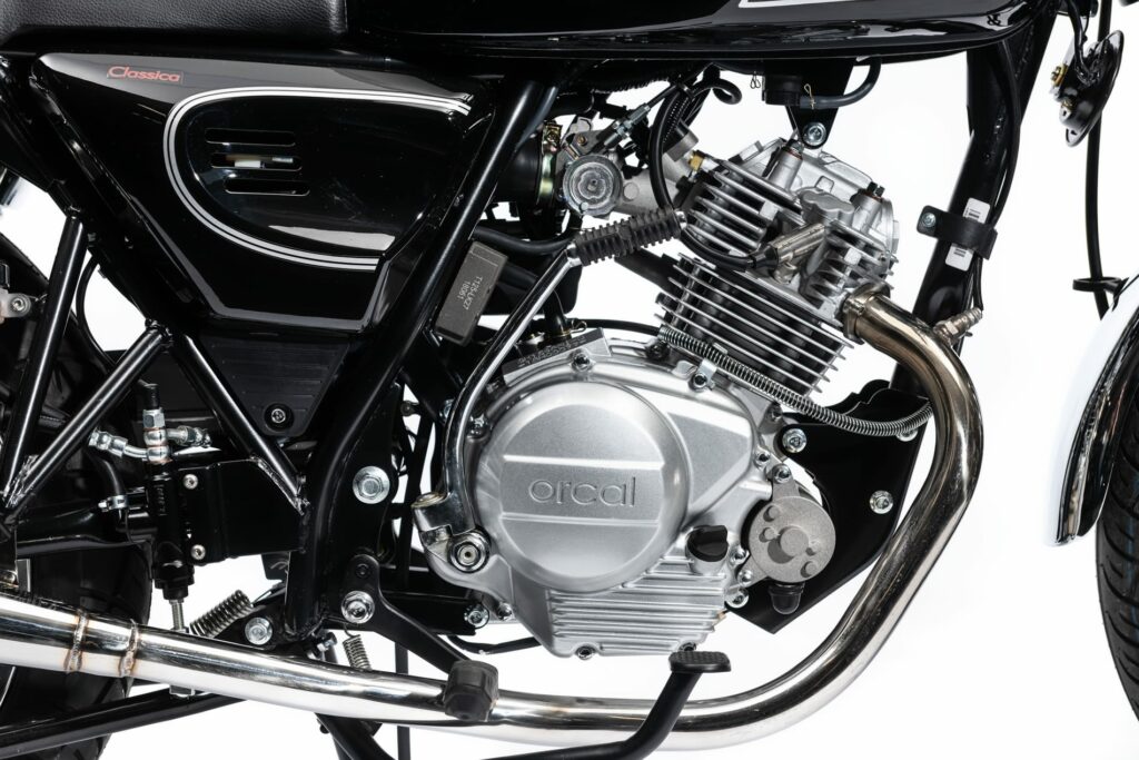 ORCAL ASTOR BLACK @ ORCAL MOTORCYCLES BENELUX